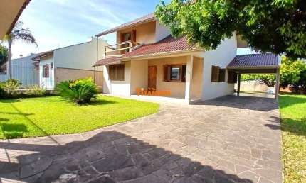 Casa à venda com 3 dormitórios, sendo 1 suíte, no Bairro Canudos em Novo Hamburgo