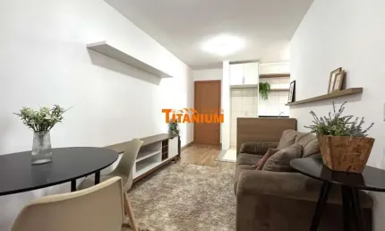 Apartamento com 2 dormitórios, praticamente todo mobiliado, sacada com churrasqueira, garagem, prédio com elevador, ótima localização à venda no Bairro Vila Rosa, Novo Hamburgo