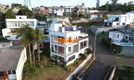 Casa em Condomínio 4 quartos, 342m² à venda em Novo Hamburgo.
