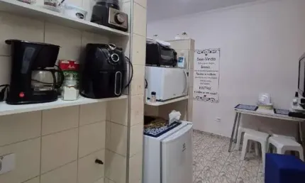 Alugo linda kitnet mobiliada na ponta da praia, santos.