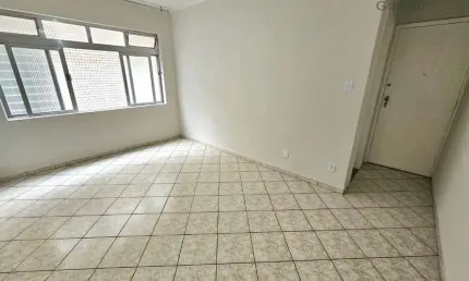 Alugo Amplo Apartamento 02 Dormitórios, Garagem Fechada, Embaré, Santos/SP. Sem Elevador. Valor do an&#250;ncio não é pacote. Garantia somente de Seguro Fiança.