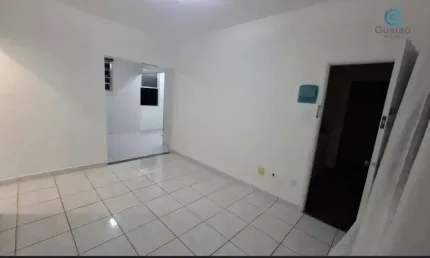Alugo Apartamento de 2 dormitórios e 1 vaga de garagem no Boqueirão em Santos