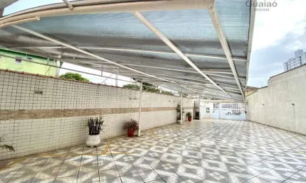 Vendo linda e ampla Sobreposta Térrea de 4 dormitórios, suíte e lavabo no Macuco em Santos