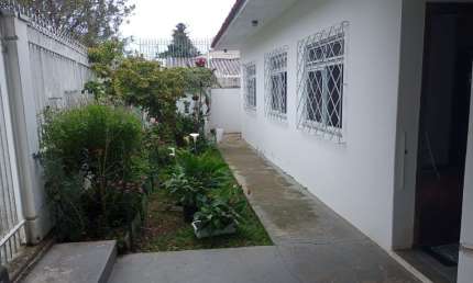 Casa com 4 quartos para alugar na Rua Rio Grande do Sul, 1923, Guaíra, Curitiba