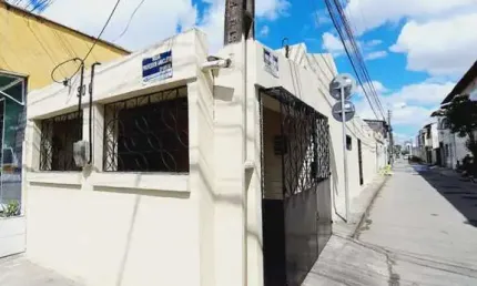 Comercial para Locação em Fortaleza, Parquelândia, 1 banheiro, 1 vaga