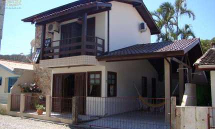 Casa com 2 quartos para alugar na R Salome A Djacques, 143, Cachoeira do Bom Jesus, Florianópolis