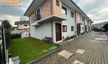 Casa com 2 quartos para alugar na Rua Leonel Pereira, 647, Cachoeira do Bom Jesus, Florianópolis