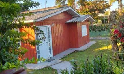 Casa com 2 quartos para alugar na Rua Alcides Bonatelli, 333, Ponta das Canas, Florianópolis