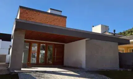 Casa com 4 quartos à venda na Rua Leonel Pereira, 2237, Cachoeira do Bom Jesus, Florianópolis