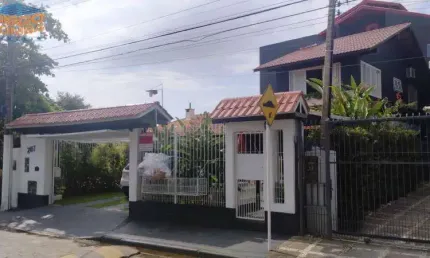 Casa comercial à venda na Rua Orlando Teixeira, 207, Ponta das Canas, Florianópolis