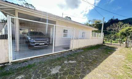 Casa com 3 quartos para alugar na Servidão Oliveira, 319, Cachoeira do Bom Jesus, Florianópolis