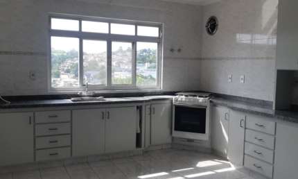 Casa para alugar na Rua Nove de Julho, 290, Vila Imape, Campo Limpo Paulista