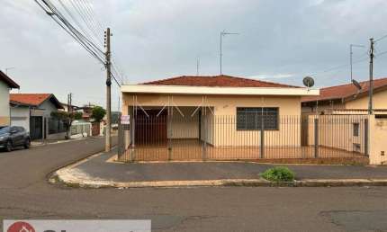 Casa para Venda em Pirassununga, Vila Pinheiro, 2 dormitórios, 2 banheiros, 2 vagas