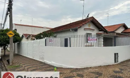 Casa para Venda em Pirassununga, Centro, 3 dormitórios, 1 banheiro, 2 vagas