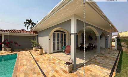 Casa para Venda em Pirassununga, Cidade Jardim, 4 dormitórios, 2 suítes, 4 banheiros, 2 vagas
