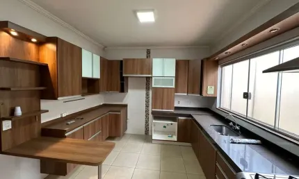 Casa para Venda em Pirassununga, Cidade Jardim, 3 dormitórios, 1 suíte, 2 banheiros, 2 vagas