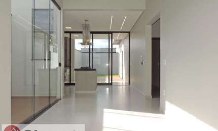 Casa para Venda em Pirassununga, Jardim São João, 3 dormitórios, 1 suíte, 2 banheiros, 2 vagas
