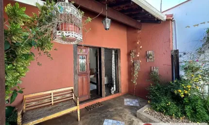Casa para Venda em Pirassununga, Rosario, 3 dormitórios, 1 suíte, 1 banheiro, 2 vagas