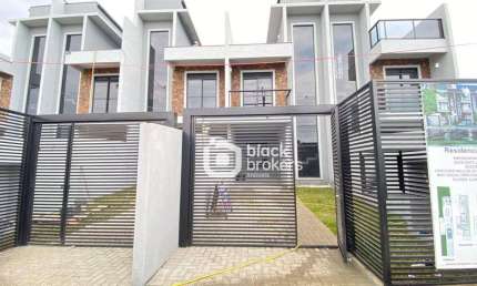 Sobrado 3 Quartos, Quintal e Terraço à Venda, 130 m² por R$ 760.000 - Uberaba - Curitiba/PR