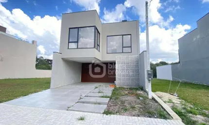 Sobrado Alto Padrão 3 Suites Amplo Terreno, 220 m² A Venda por R$ 1.270.000 - Costeira - São José dos Pinhais/PR