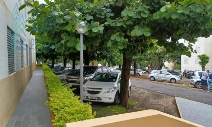 Apartamento-próximo Unimart-3dormitórios-2 vagas de garagem-cozinha planejada nova-Venda R$ 245.000,00, aceita permuta por apartamento com elevador.