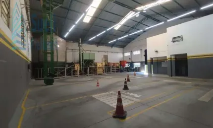 Galpão comercial e industrial com ótima localização-Parque da Figueira-próximo a Anhanguera-Jardim Nova Europa-482m²A/C-600m²A/T-valor R$2.600.000,00.