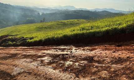 Vende-se terreno para chácara com medidas a partir de 600m²