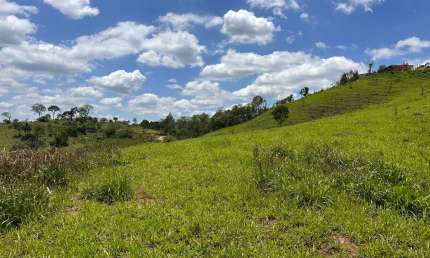Terreno à venda na Avenida dos Expedicionários, Jardim Rincão, Arujá