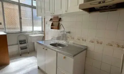 Apartamento com 3 quartos à venda na Rua Jerônimo Coelho, 112, Centro Histórico, Porto Alegre