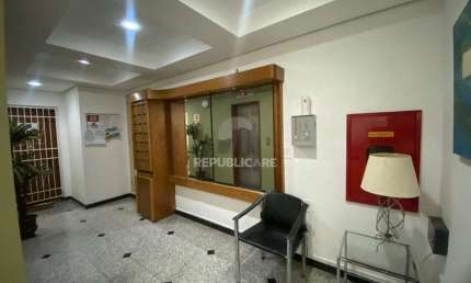 Sala comercial para alugar na Avenida Venâncio Aires, 162, Cidade Baixa, Porto Alegre