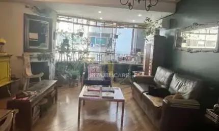 Apartamento com 03 dormitórios, living para 02 ambientes, Bairro Jardim Botanico