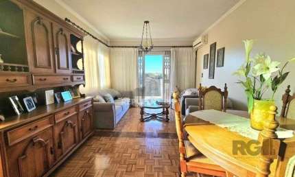 Casa com 4 quartos à venda na Rua Teófilo Otoni, 67, Partenon, Porto Alegre