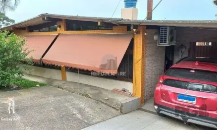 Casa com 3 quartos à venda na Rua Vicenta Maria, 40, Rubem Berta, Porto Alegre