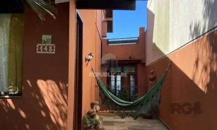 Casa em condomínio - 2 dormitórios - 4 vagas - 331,18 m² - NONOAI