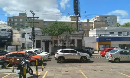 Casa com 2 quartos à venda na Avenida Cristóvão Colombo, 2309, Floresta, Porto Alegre