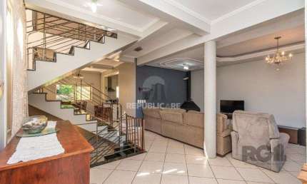 Casa sobrado no jardim Botânico com 5 dormitórios e 4 vagas