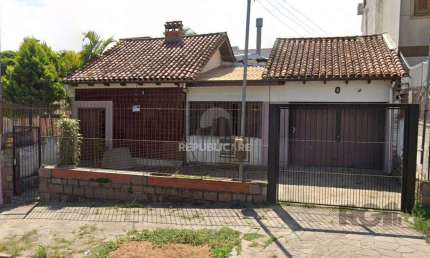 Casa 3 dormitórios à venda Partenon Porto Alegre/RS