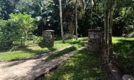 Terreno em Porto Alegre, no bairro Pedra Redonda, à venda.