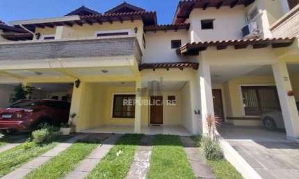 Casa Condominio para Venda - 192.99m², 3 dormitórios, sendo 1 suites, 2 vagas -