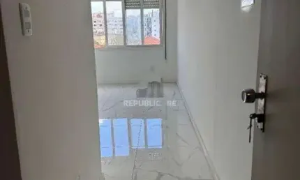 Apartamento com 54,70 m² de área privativa com dois dormitórios, sala, cozinha e