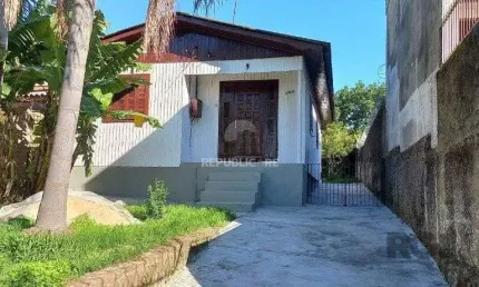Casa 2 dormitórios à venda Jardim Itu Porto Alegre/RS