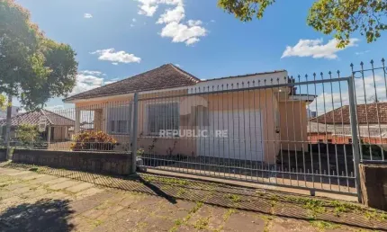 Casa de 3 Dormitório(s) Bairro Jardim Itu - Porto Alegre