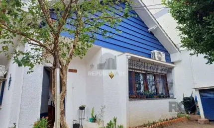 Casa com 3 quartos à venda na Rua Miguel Couto, 610, Menino Deus, Porto Alegre