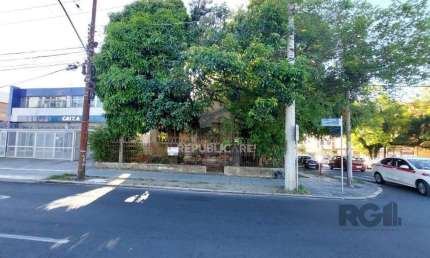 Terreno à venda na Avenida Doutor Carlos Barbosa, 1043, Medianeira, Porto Alegre