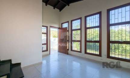 Casa com 3 quartos, suite, pátio - Bairro Espírito Santo - Potro Alegre (RS)