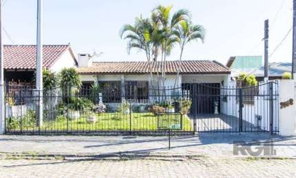 Sobrado para Venda - 170m², 3 dormitórios, sendo 1 suites, 2 vagas - Serraria