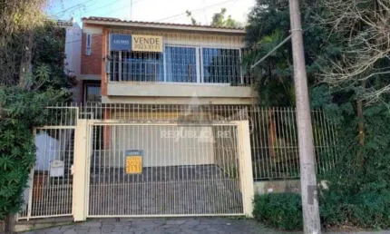 Casa 3 dormitórios à venda Santo Antônio Porto Alegre/RS