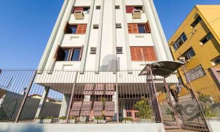 Cobertura, 2 quartos, 1 suite, dependência de empregada, 1 vaga de garagem, bair