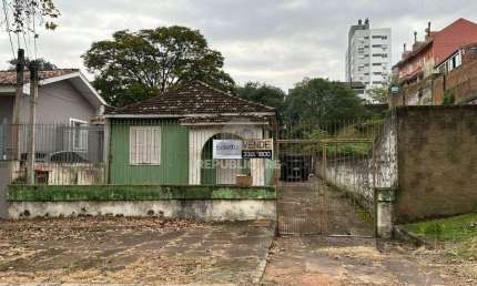 Terreno à venda na Rua São Marcos, 221, Bom Jesus, Porto Alegre