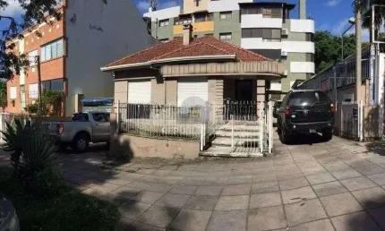 Casa 2 dormitórios à venda Petrópolis Porto Alegre/RS